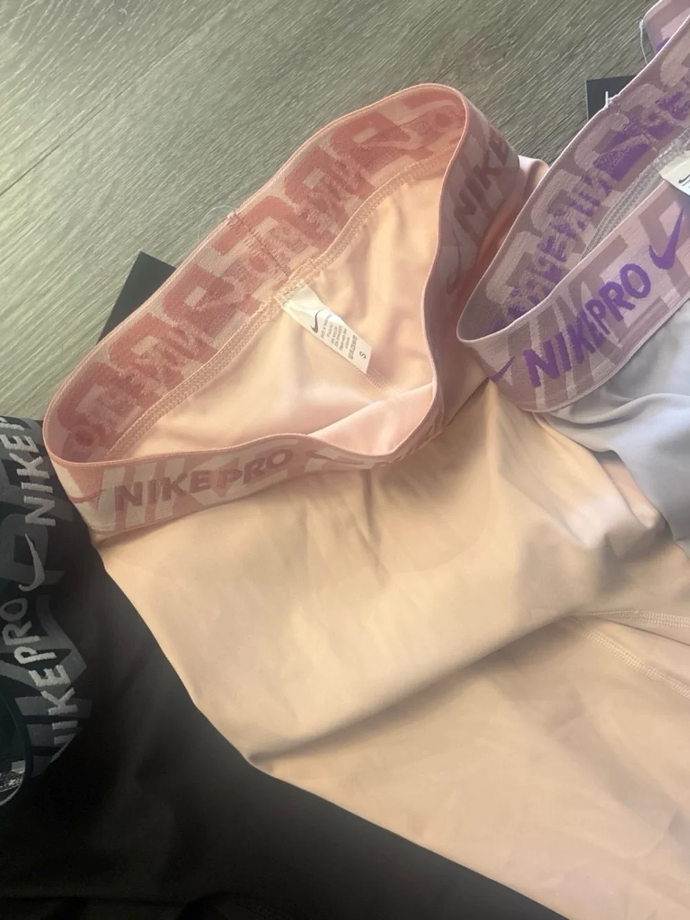 Nike Pro Leggings Size: Small